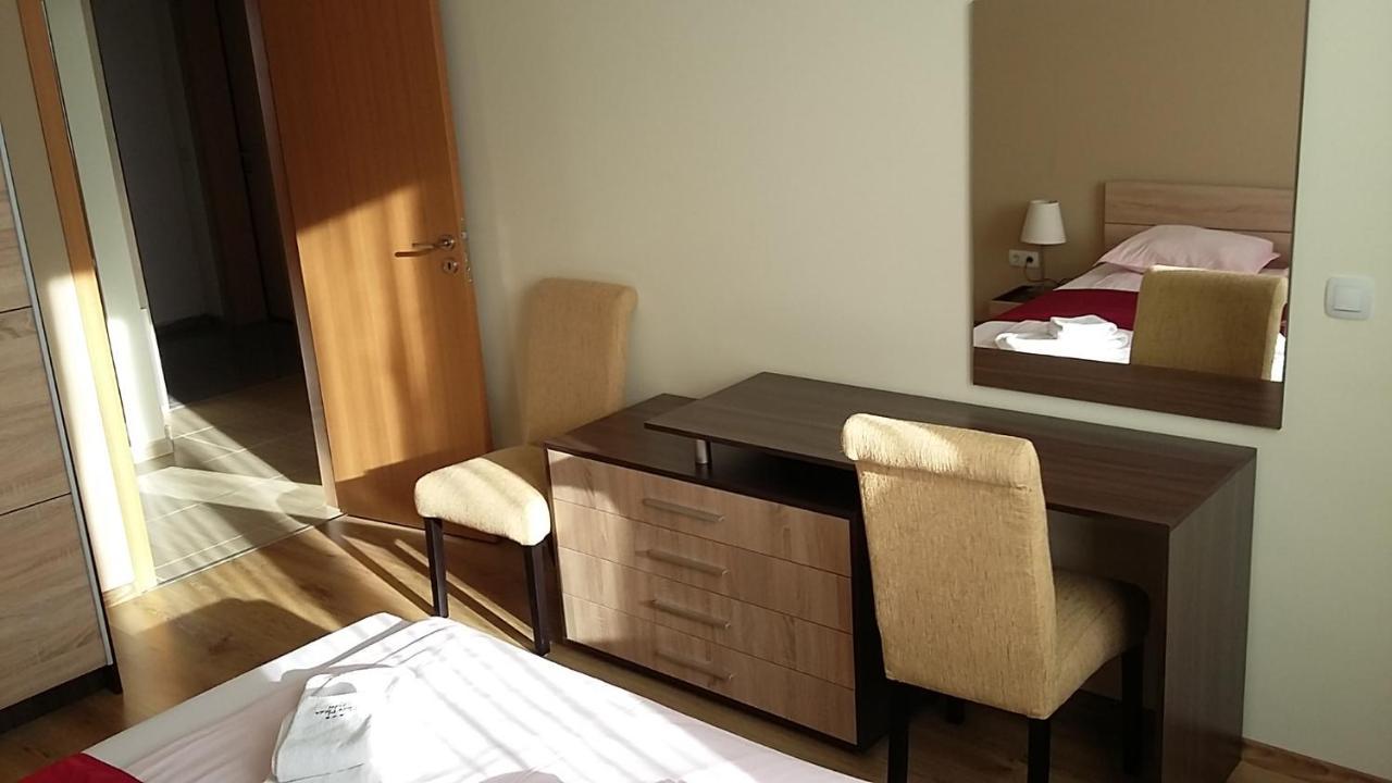 Apartments Mladost 1A Sofia Luaran gambar